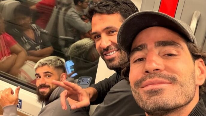 Jugadores del Toluca usan el Tren Interurbano por bloqueos