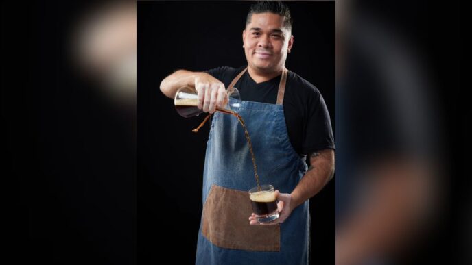 Julián Martínez y su guía esencial para amantes del café de especialidad